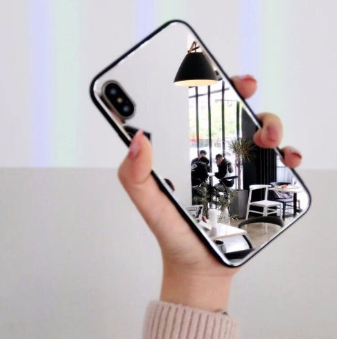 Coque effet miroir élégante – Design minimaliste & protection chic 🪞