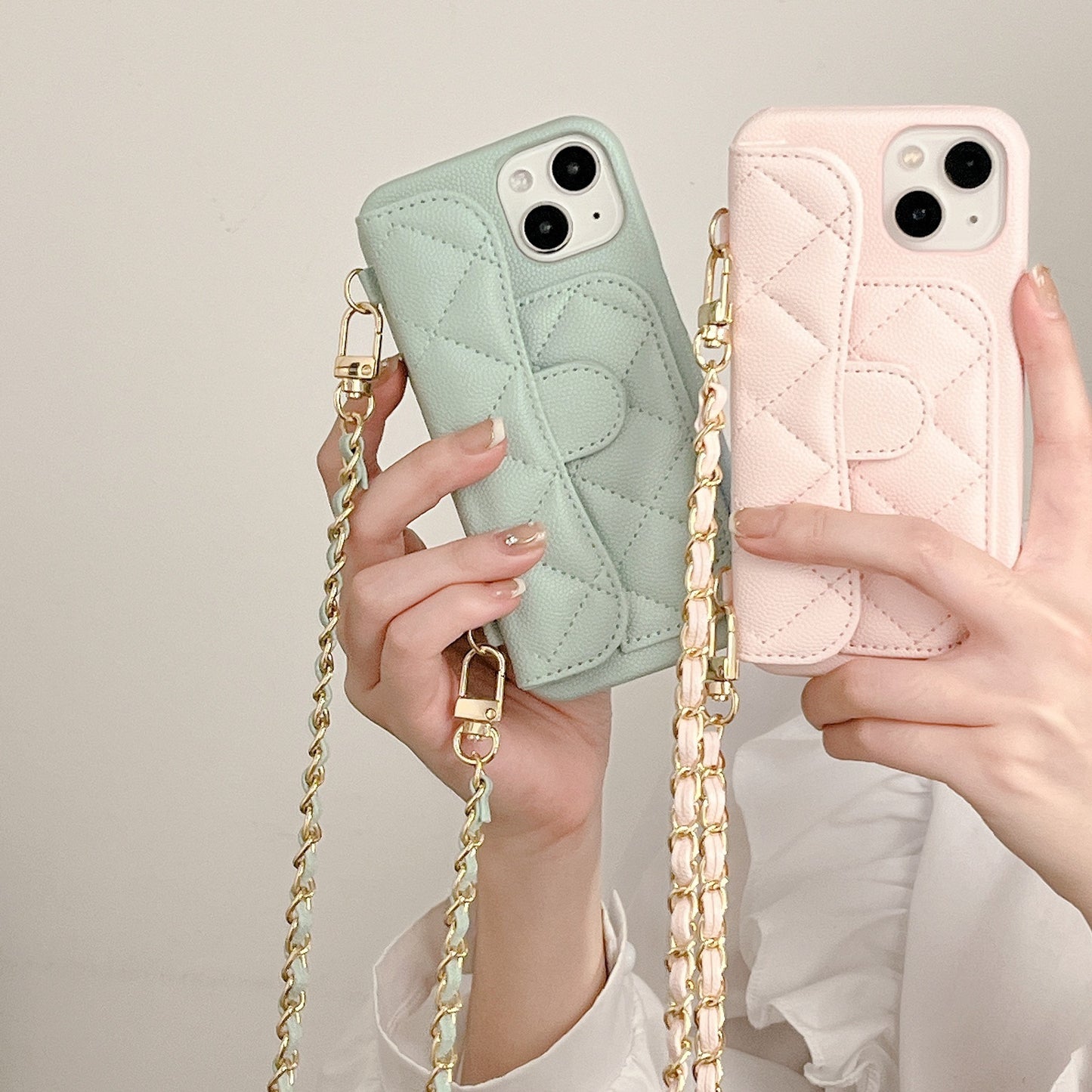 Coque Bandoulière Matelassée 💖