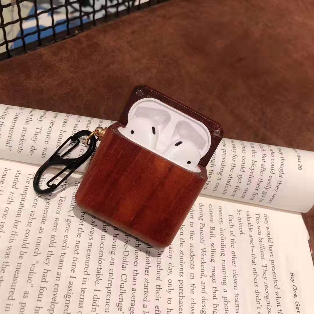 Coque AirPods en bois naturel – Élégance minimaliste 🍂