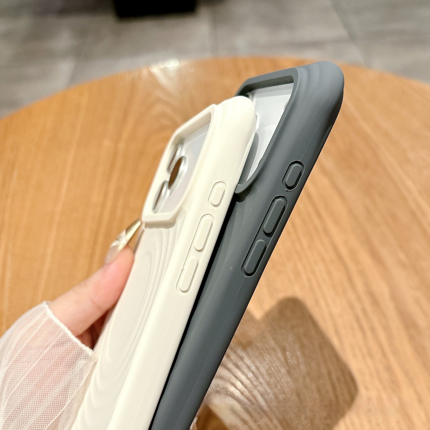 Coque Ondulée Magnétique 🌊