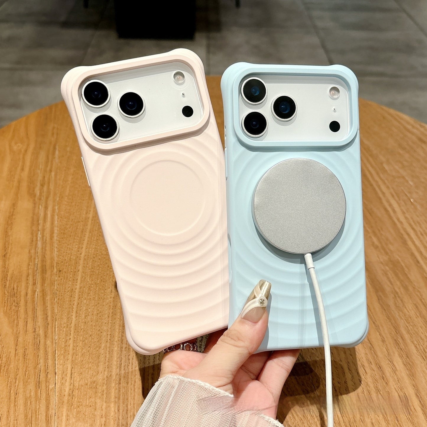 Coque Ondulée Magnétique 🌊