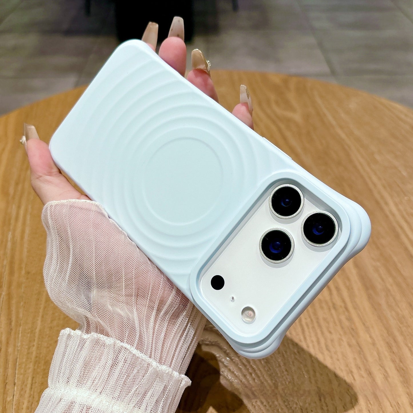 Coque Ondulée Magnétique 🌊