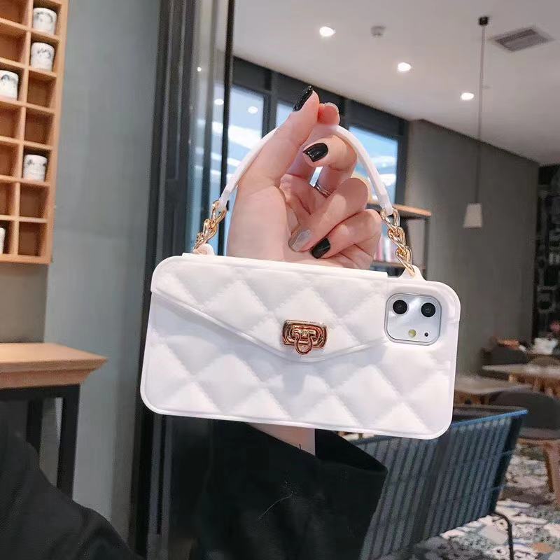 Coque Luxe à Chaîne Dorée 💼