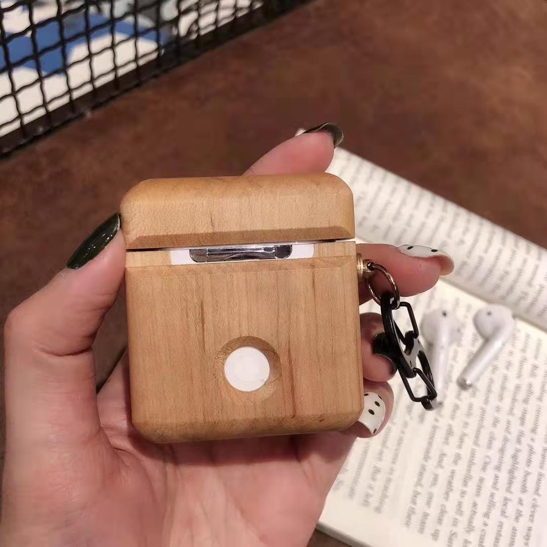 Coque AirPods en bois naturel – Élégance minimaliste 🍂